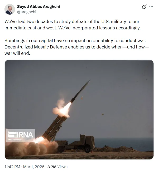 Pakistan attack India if US attacks Pakistan scenario explained through Iran mosaic defense strategy shared by Seyed Abbas Araghchi showing decentralized warfare approach
